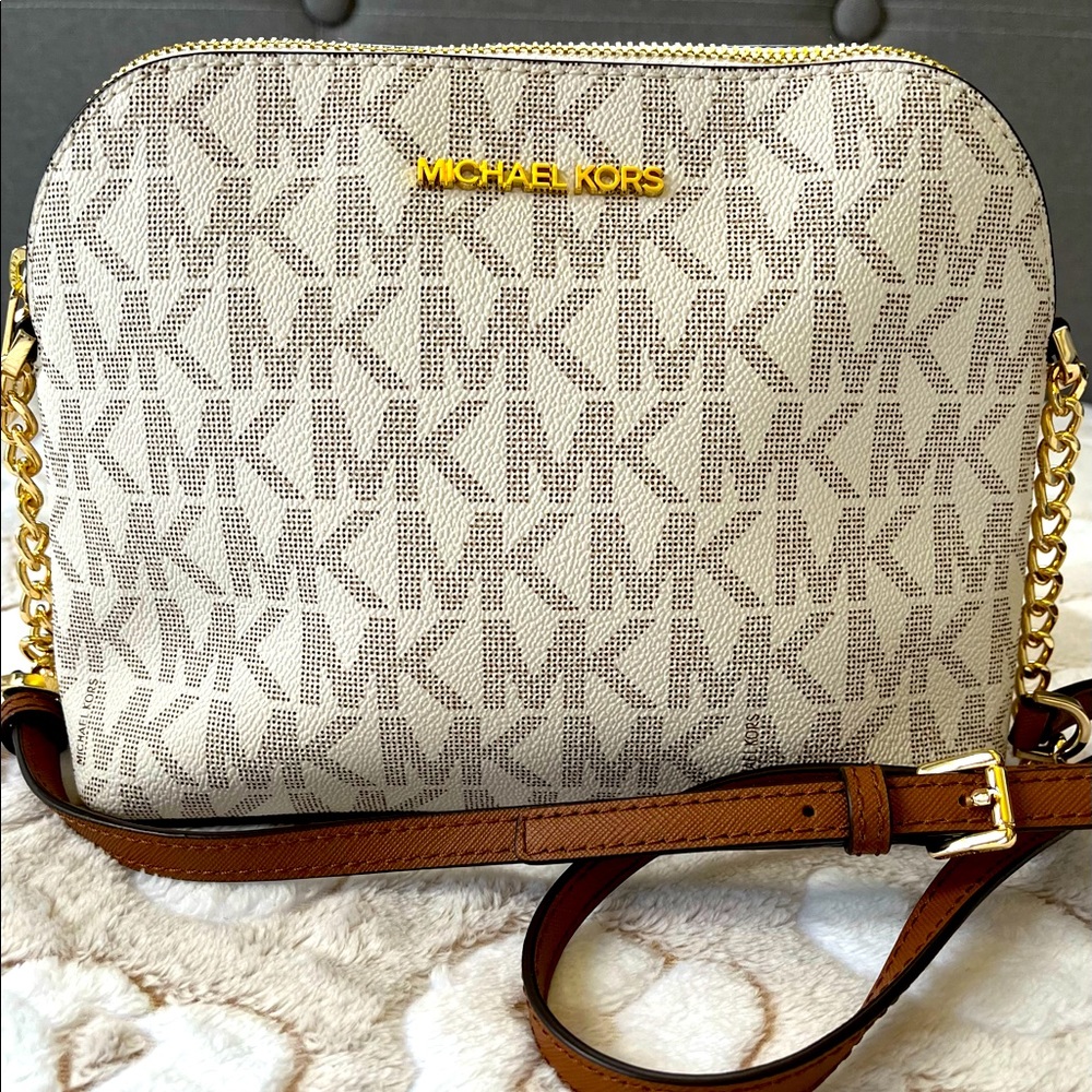 Michael Kors Dome Crossbody